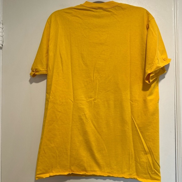 Vintage 90’s University Of Alaska Sz: L Russel athletic Yellow Graphic Tee. - Picture 3 of 7